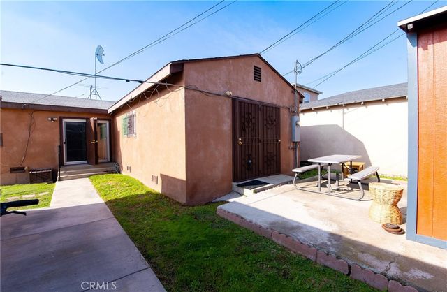 10520 Ruthelen, Los Angeles, CA 90047