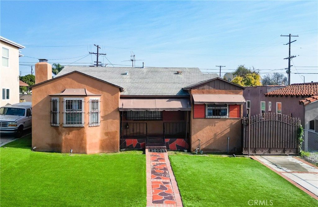 10520 Ruthelen, Los Angeles, CA 90047