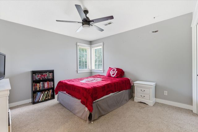 1402 Chaumont Cir, Andover, KS 67002