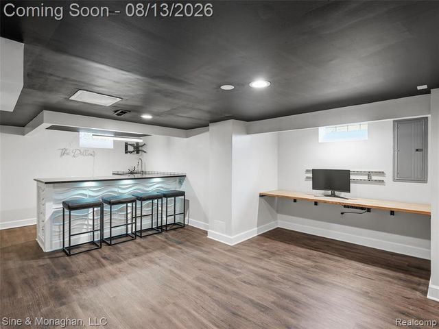 1327 Alicia Court, Royal Oak, MI 48073
