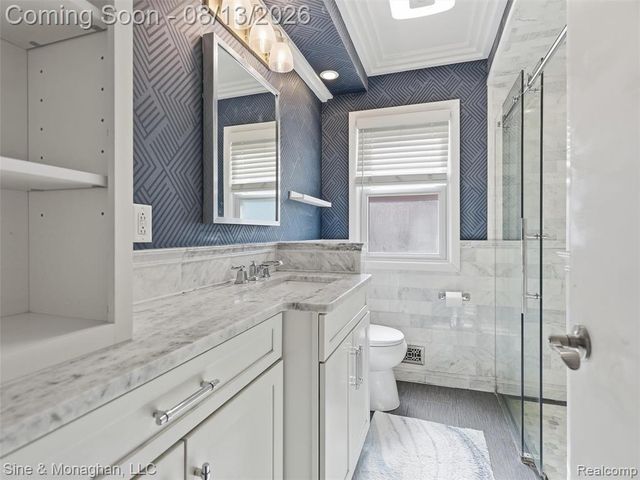 1327 Alicia Court, Royal Oak, MI 48073