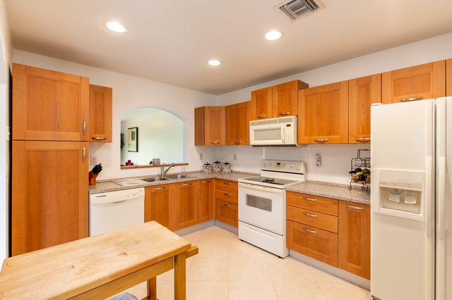 12764 Westhampton Circle, Wellington, FL 33414