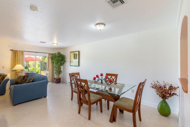 12764 Westhampton Circle, Wellington, FL 33414