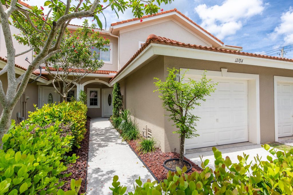 12764 Westhampton Circle, Wellington, FL 33414
