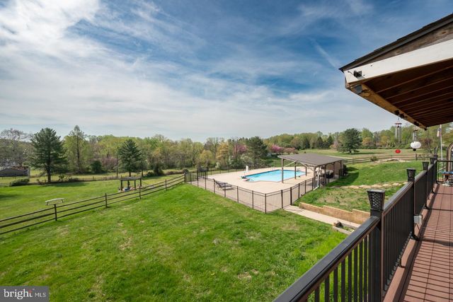 1530 HEATHER HILLS LN, Glen Mills, PA 19342