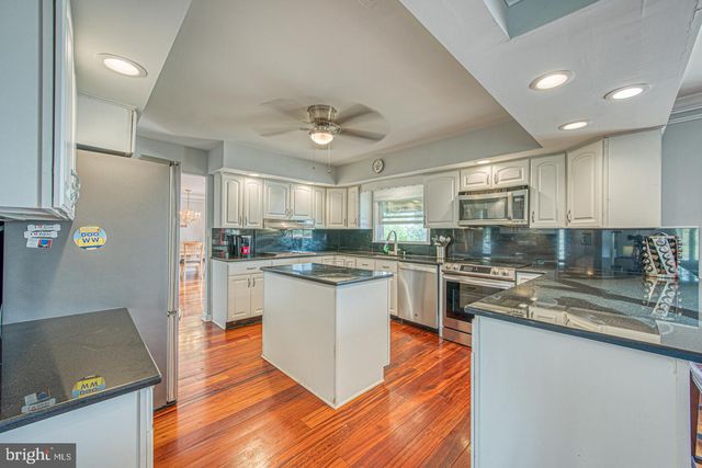 1530 HEATHER HILLS LN, Glen Mills, PA 19342