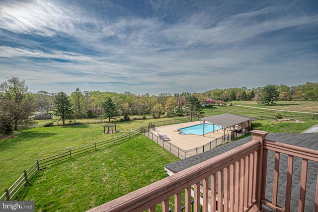1530 HEATHER HILLS LN, Glen Mills, PA 19342
