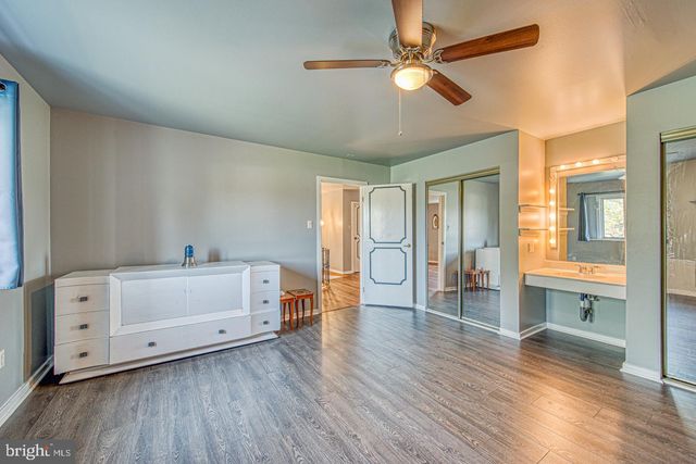 1530 HEATHER HILLS LN, Glen Mills, PA 19342