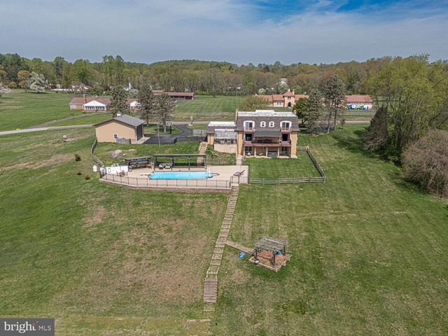 1530 HEATHER HILLS LN, Glen Mills, PA 19342