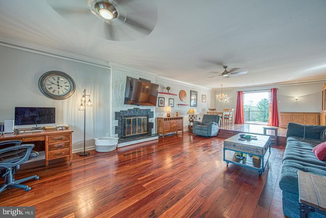 1530 HEATHER HILLS LN, Glen Mills, PA 19342