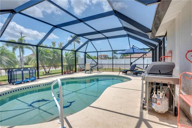 3142 22nd PL, Cape Coral, FL 33904