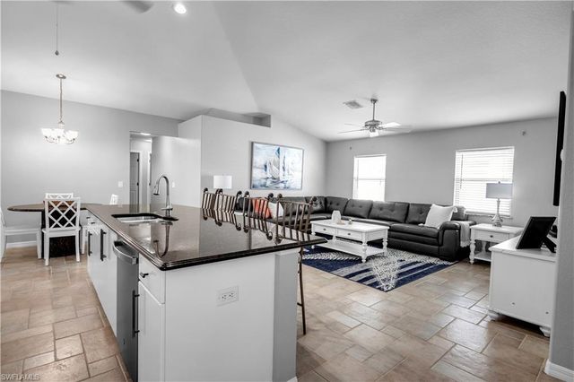 3142 22nd PL, Cape Coral, FL 33904