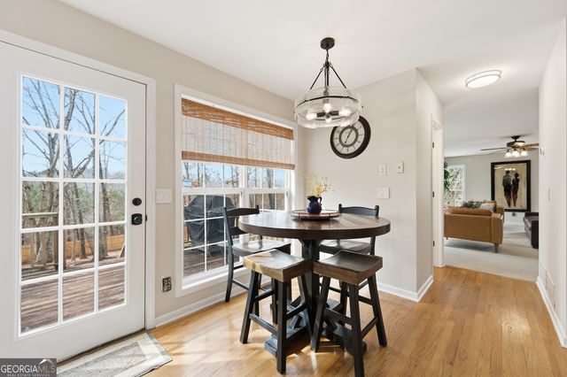 1122 Fieldstone Drive, Canton, GA 30114