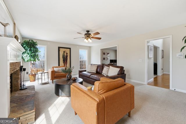 1122 Fieldstone Drive, Canton, GA 30114