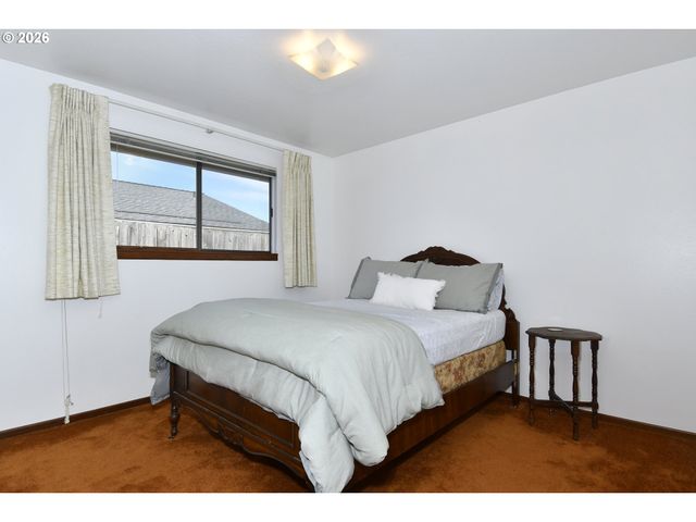 722 Ne 197TH Ave, Portland, OR 97230