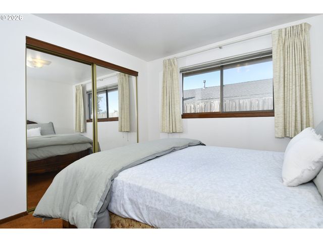 722 Ne 197TH Ave, Portland, OR 97230