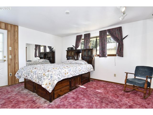 722 Ne 197TH Ave, Portland, OR 97230