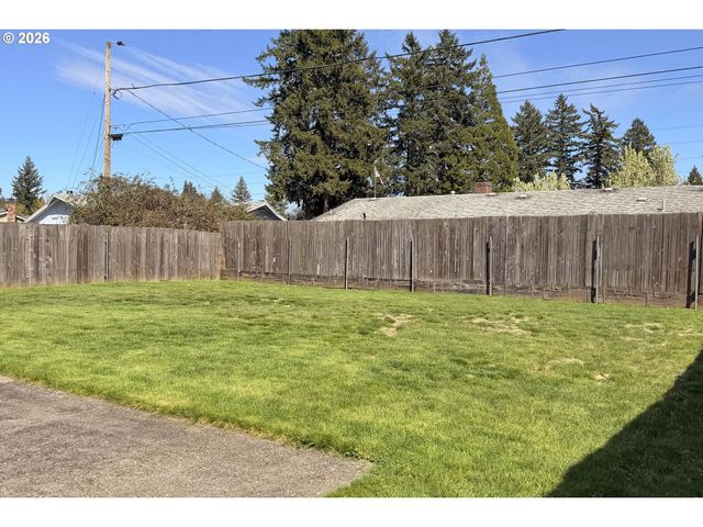 722 Ne 197TH Ave, Portland, OR 97230