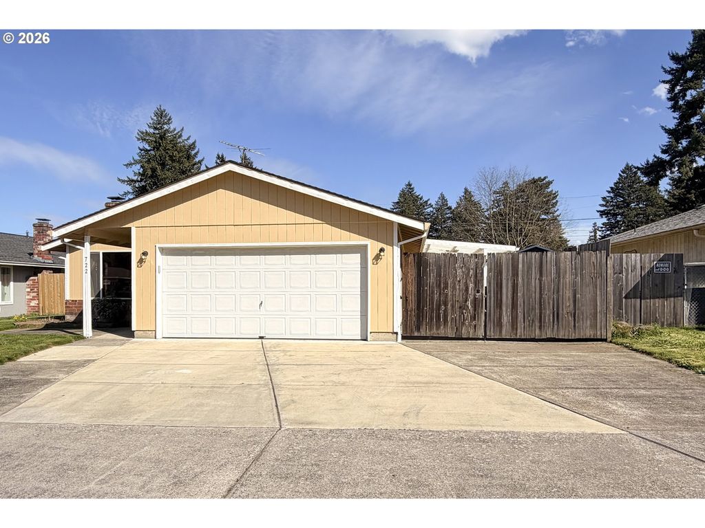 722 Ne 197TH Ave, Portland, OR 97230