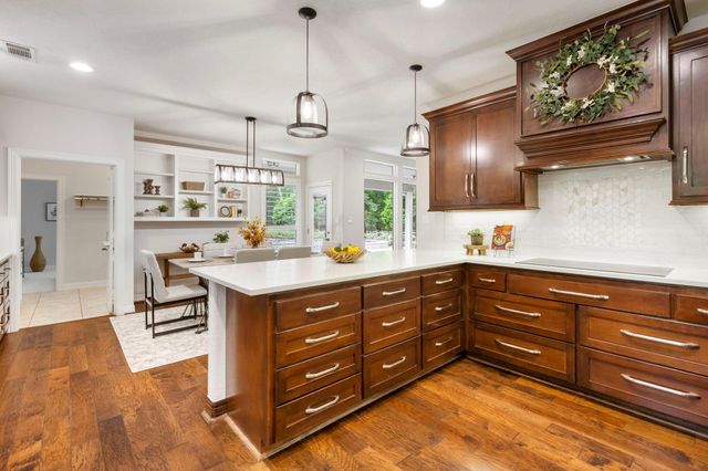 11125 Sunset Avenue, Magnolia, TX 77354