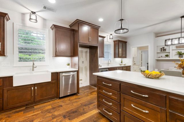 11125 Sunset Avenue, Magnolia, TX 77354