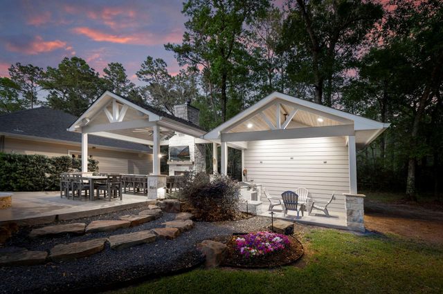 11125 Sunset Avenue, Magnolia, TX 77354