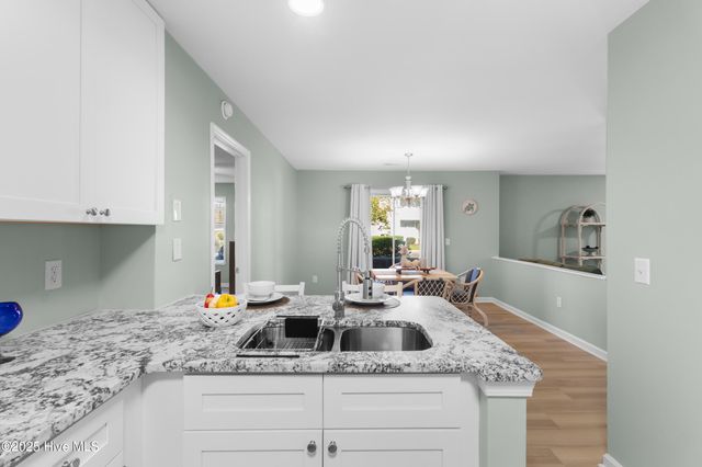 4109 Breezewood Drive Apt 104, Wilmington, NC 28412