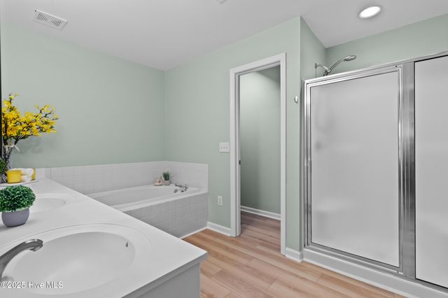 4109 Breezewood Drive Apt 104, Wilmington, NC 28412