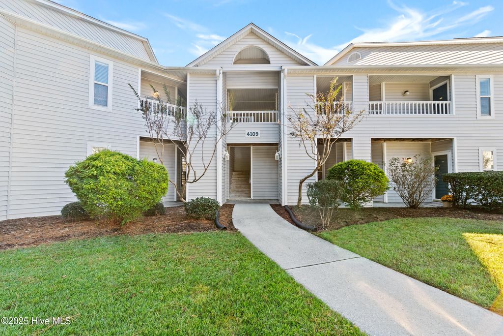 4109 Breezewood Drive Apt 104, Wilmington, NC 28412