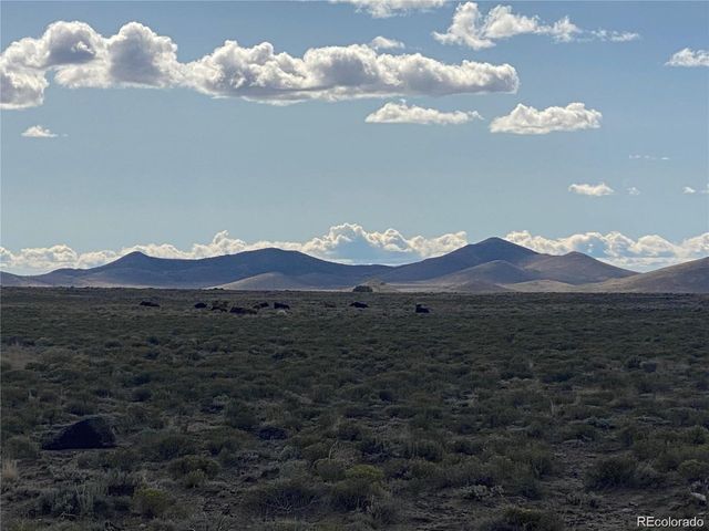 11 9th St., Blanca, CO 81123