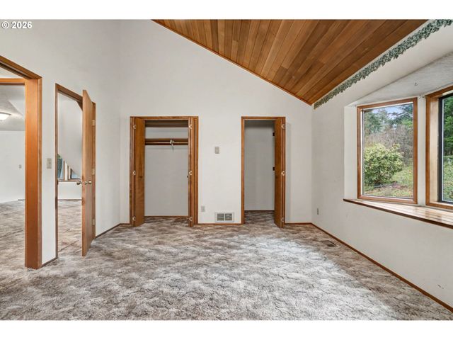 6683 INDIAN SPRINGS Rd Ne, Scotts Mills, OR 97375