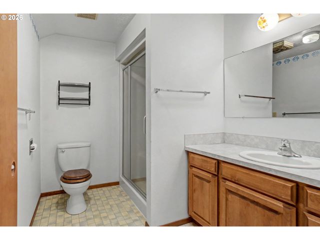 6683 INDIAN SPRINGS Rd Ne, Scotts Mills, OR 97375