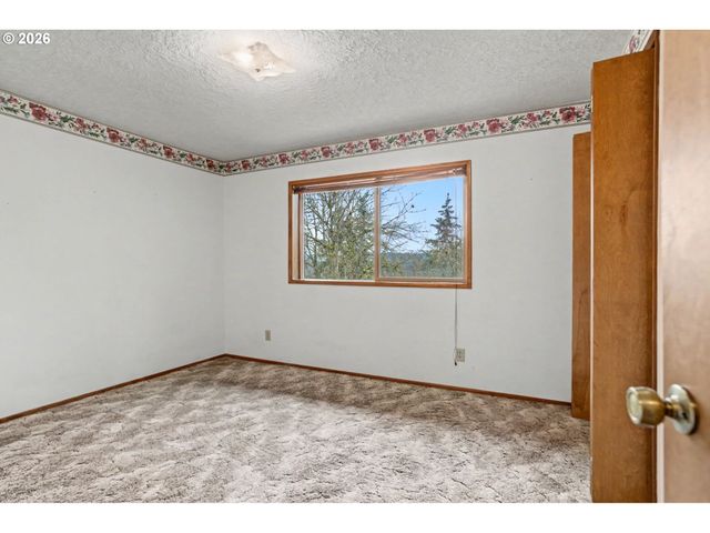 6683 INDIAN SPRINGS Rd Ne, Scotts Mills, OR 97375