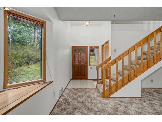 6683 INDIAN SPRINGS Rd Ne, Scotts Mills, OR 97375