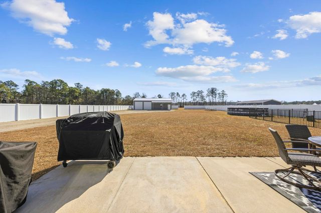 1010 Log Cabin Rd., Loris, SC 29569