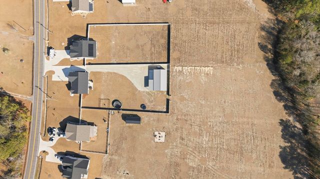 1010 Log Cabin Rd., Loris, SC 29569