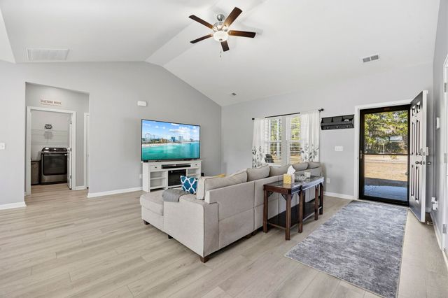 1010 Log Cabin Rd., Loris, SC 29569