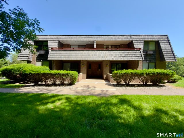 64 Oxbow Drive C2, Glastonbury, CT 06033