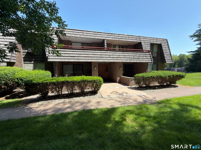 64 Oxbow Drive C2, Glastonbury, CT 06033