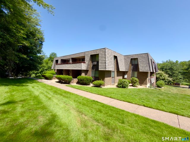64 Oxbow Drive C2, Glastonbury, CT 06033
