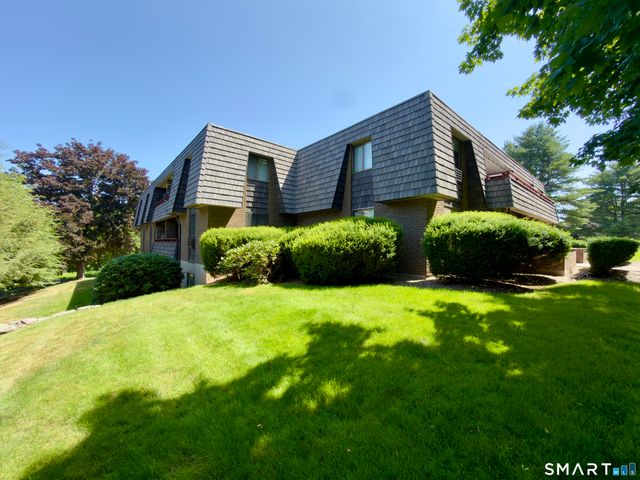 64 Oxbow Drive C2, Glastonbury, CT 06033