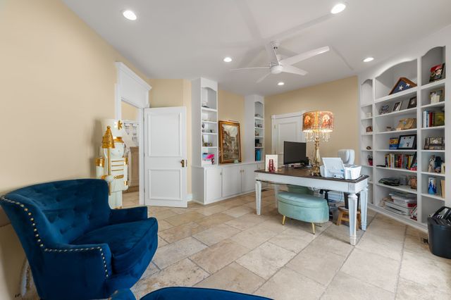 2 Sandia Heights, Albuquerque, NM 87122