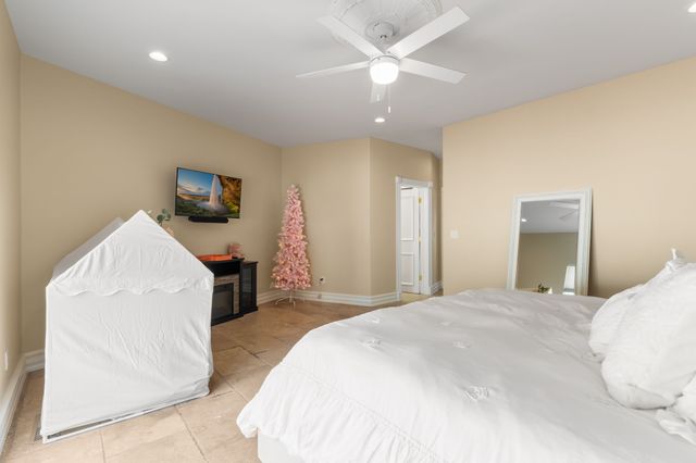 2 Sandia Heights, Albuquerque, NM 87122