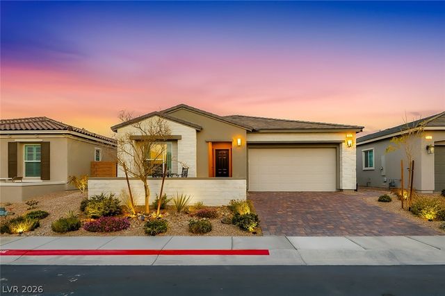 80 Tatahatso Point Street, Henderson, NV 89011