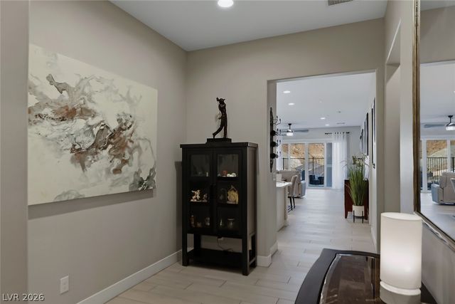 80 Tatahatso Point Street, Henderson, NV 89011