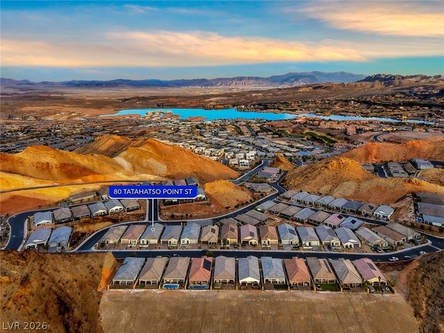 80 Tatahatso Point Street, Henderson, NV 89011