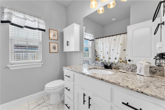 5605 Sapphire Drive, Springdale, AR 72764