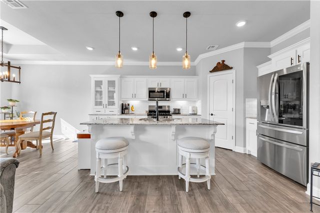 5605 Sapphire Drive, Springdale, AR 72764