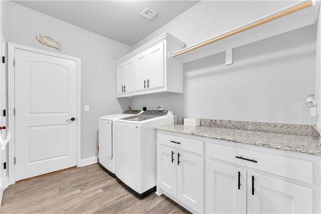 5605 Sapphire Drive, Springdale, AR 72764