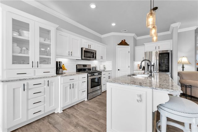 5605 Sapphire Drive, Springdale, AR 72764